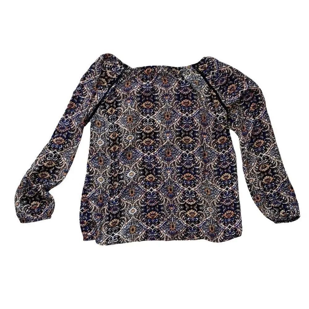 Sun & Shadow Blouse - Picture 2 of 9